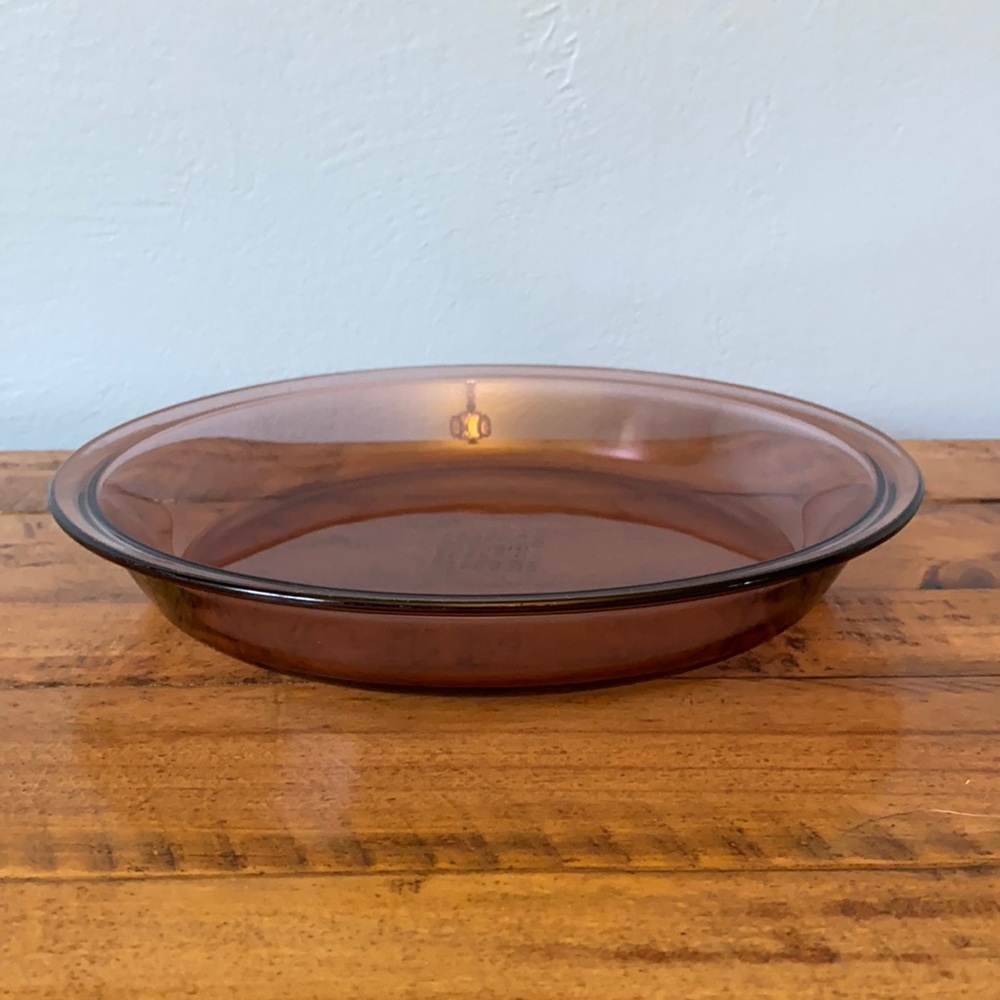 Vintage Pyrex 💜 Cranberry Glass Pie Dish 209